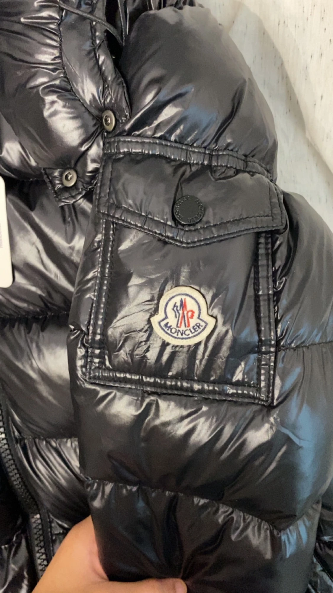 Svart Moncler pufferjacka med huva - 3