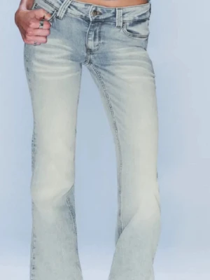 Weekday jeans - Säljer mina jeans från cheap monday som jag köpte på weekday då de inte kommer till använding. Använt max 5 gånger, inge defekter alls. Osäker på storleken så jag inte har kvitto kvar eller något liknande men 26/30 eller 27/49