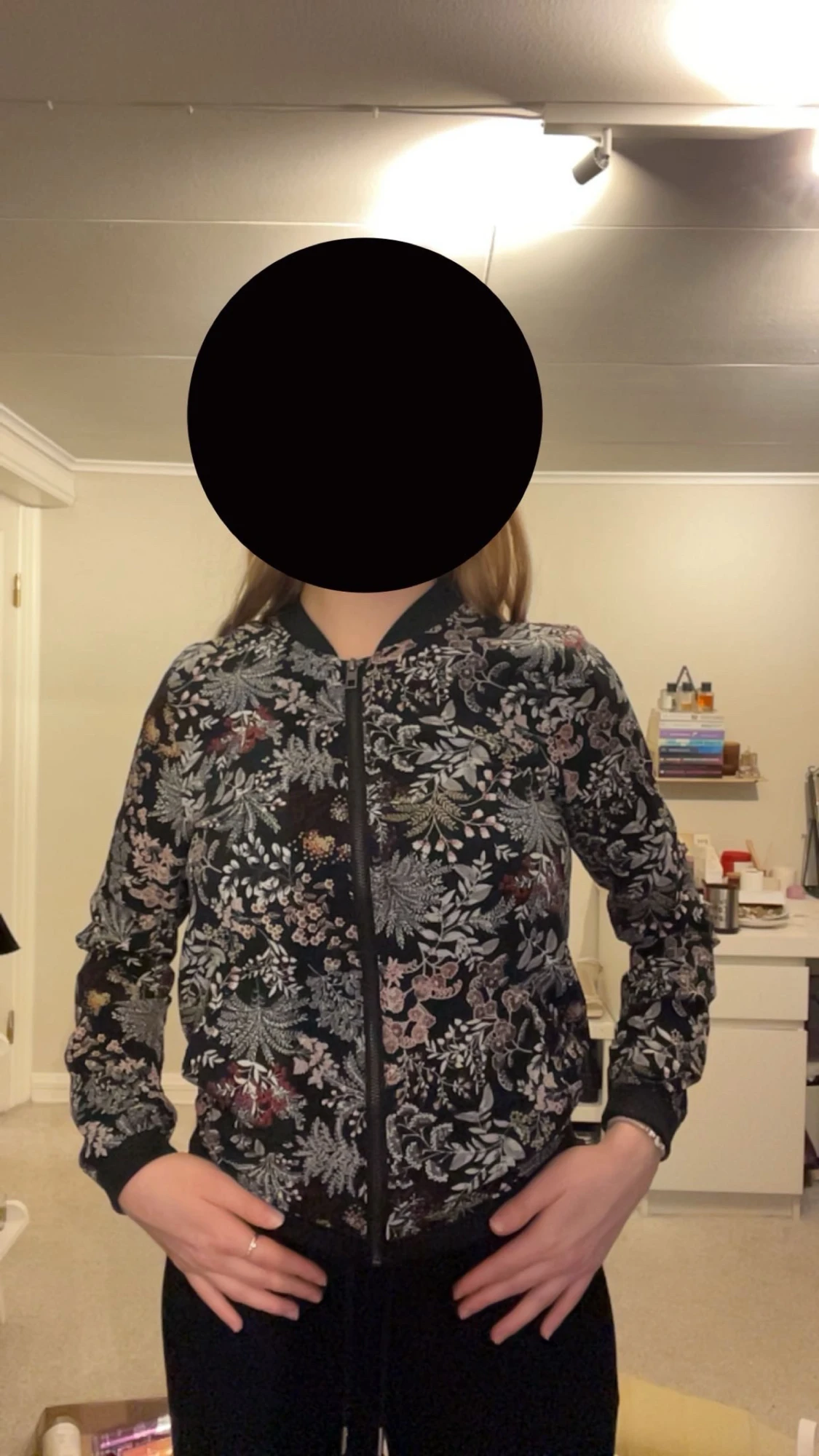 Blommig bomberjacka från ONLY - 2