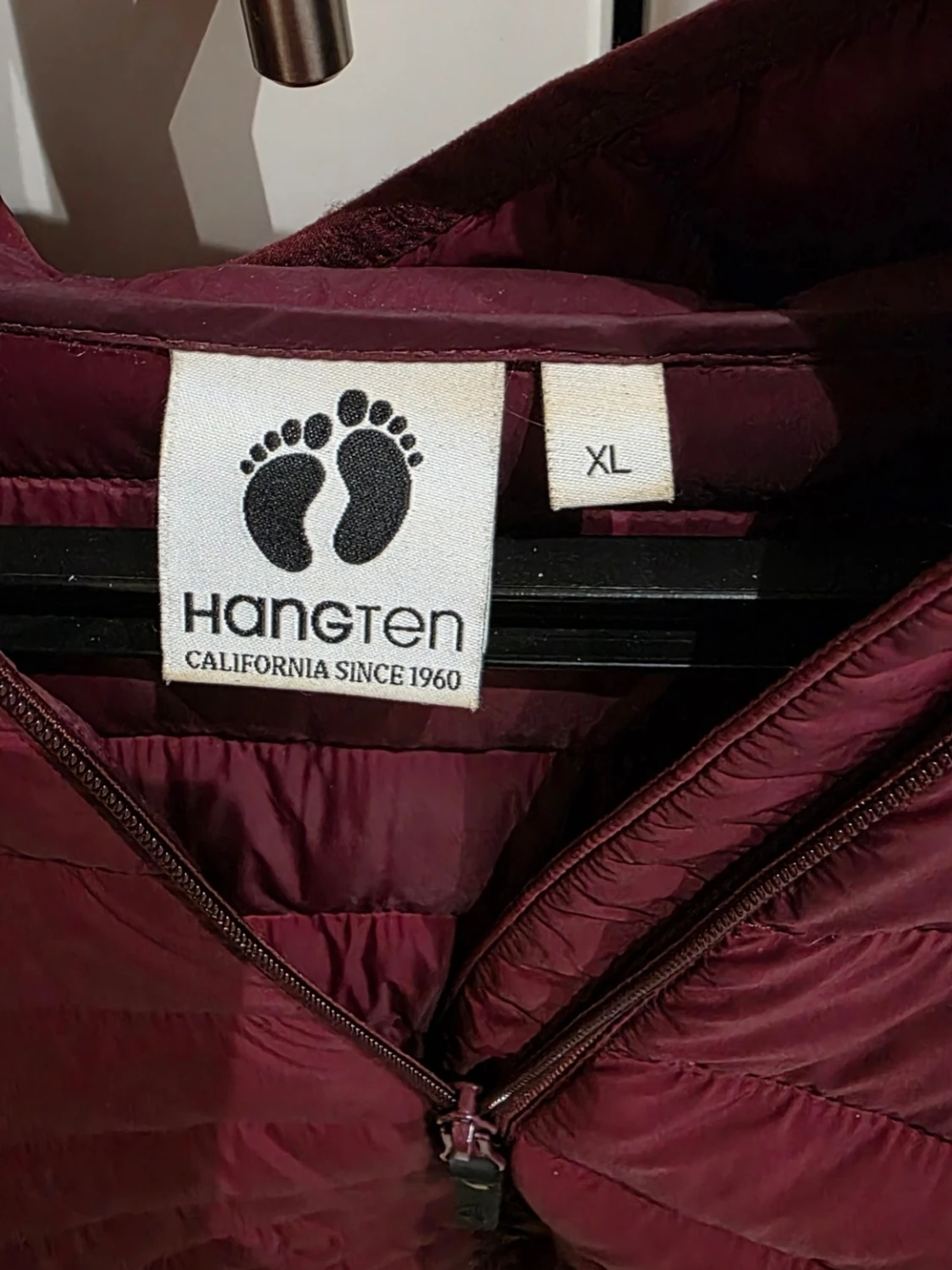 Vinröd pufferjacka från Hang Ten XL - 2