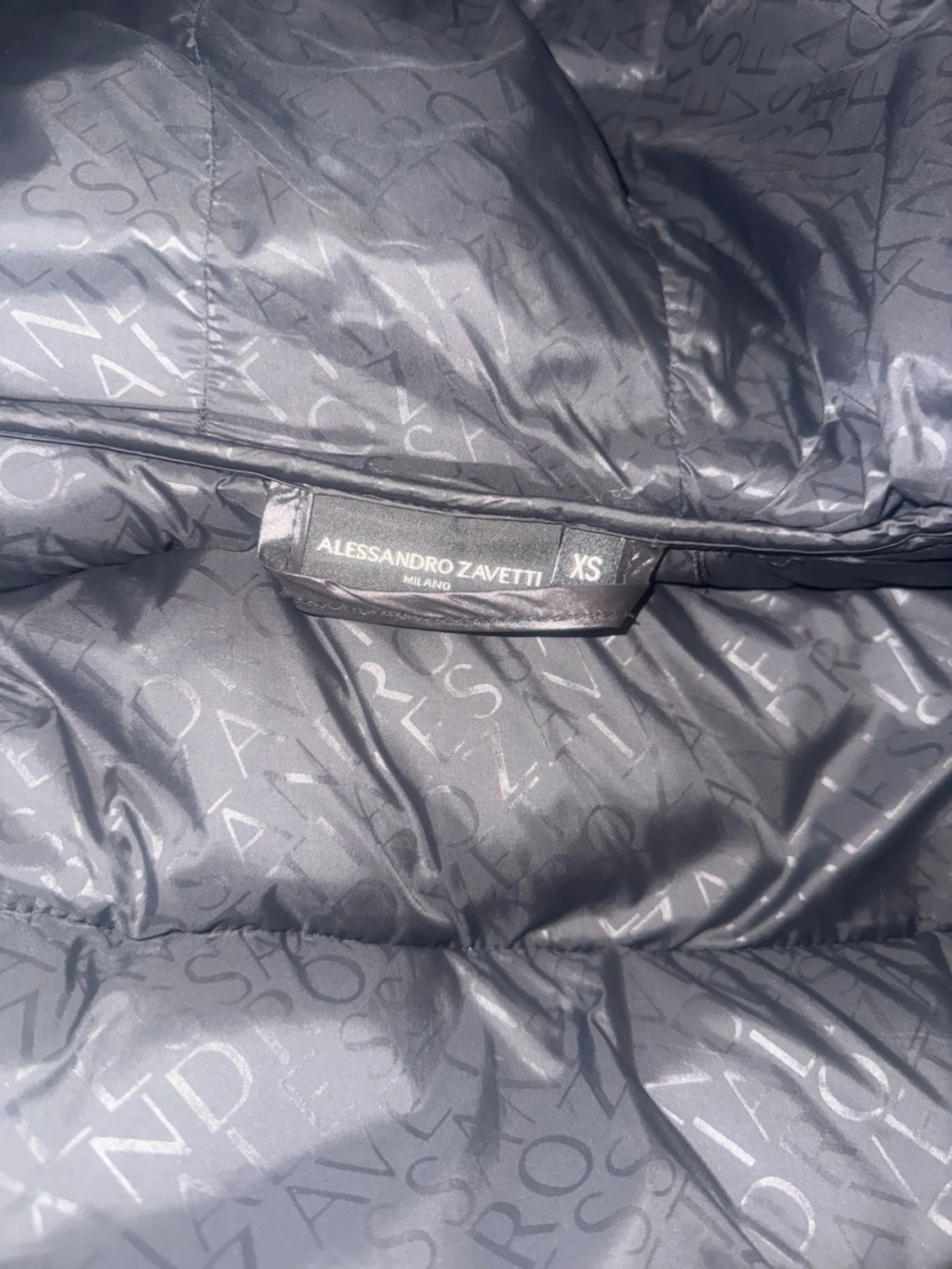 Svart pufferjacka från Alessandro Zavetti - 5