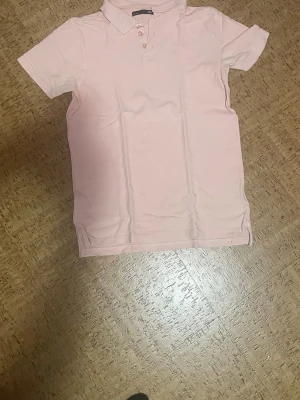 Pikétöjor i olika färger - Sköna och stilrena pikétöjor