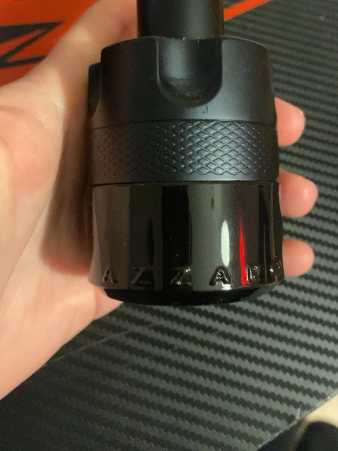 Azzaro parfym med unik design