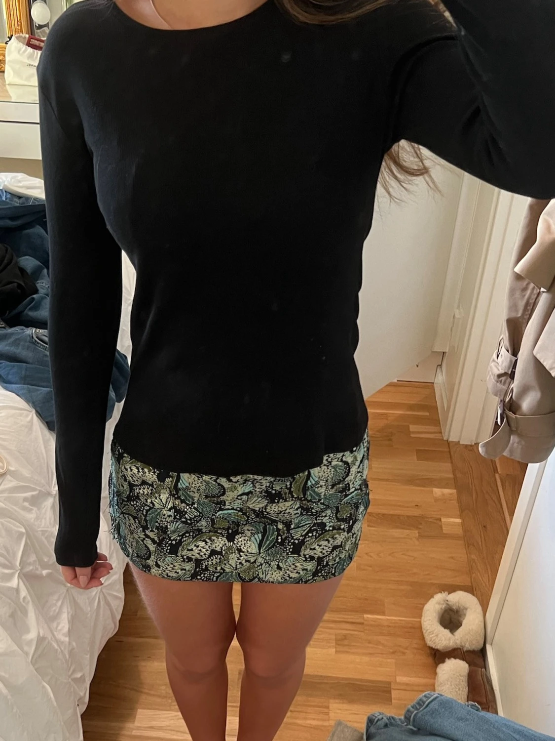 kortkjol i grönt och svart