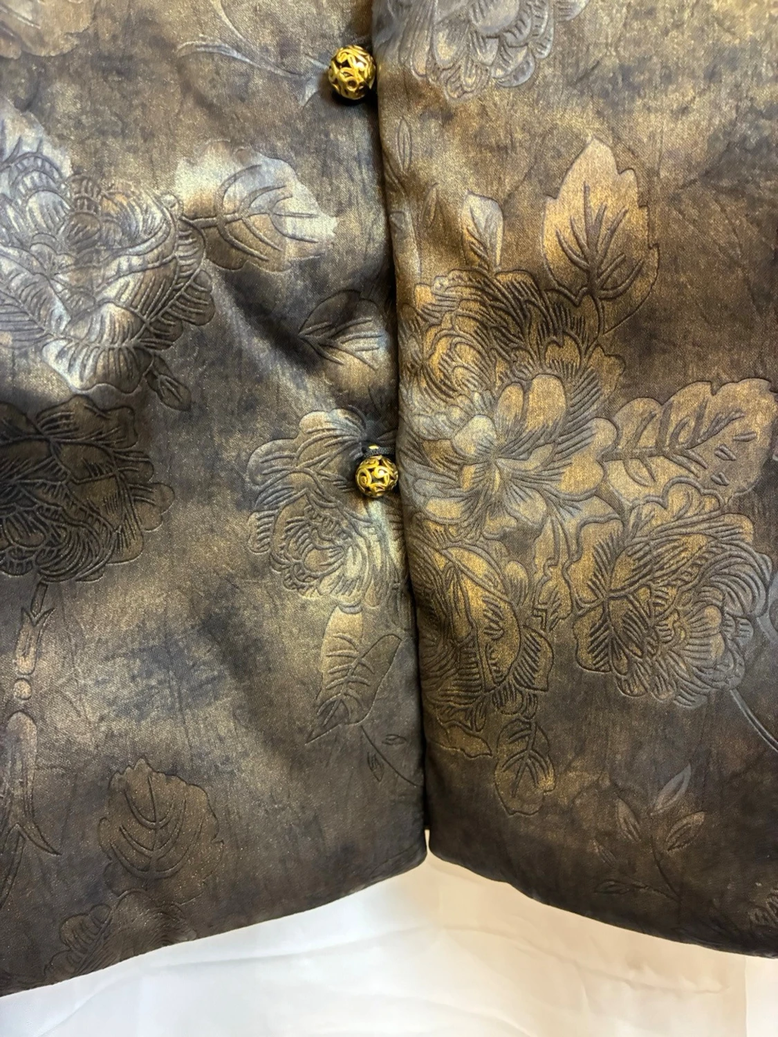 Svart vadderad jacka i 100% mullbärssilke - 3