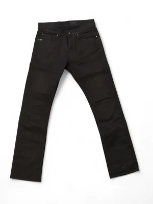 Svarta raka jeans Tiger of Sweden 29/32 - Hej!😊 Jag säljer ett par svarta Tiger of Sweden jeans. Modellen är Hein och jag säljer dessa eftersom att de är för små. Dom är raka i passformen. Fråga gärna om du undrar något👍 ‼️Priset är inte hugget i sten‼️