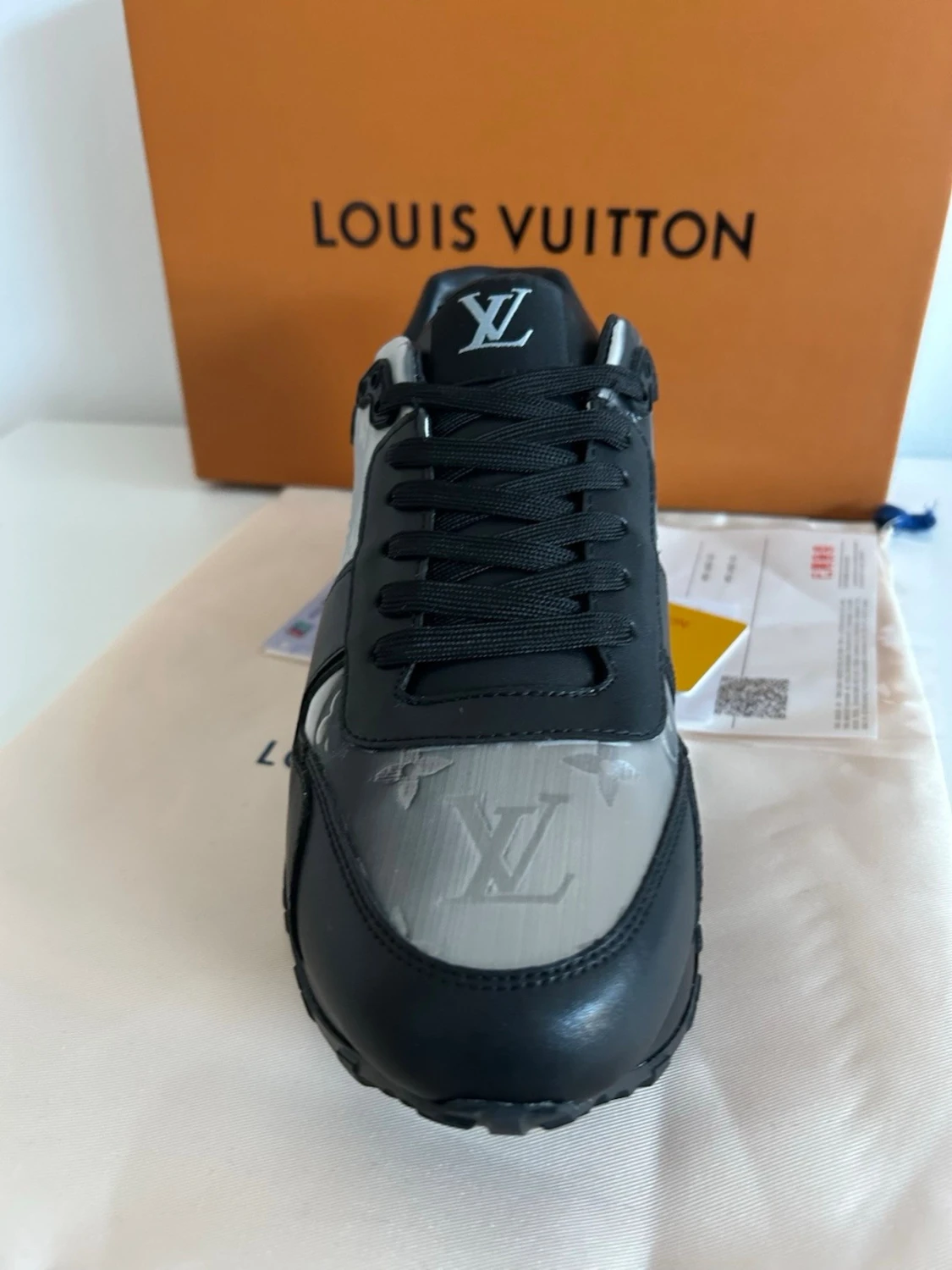 Skor med hologram - 3