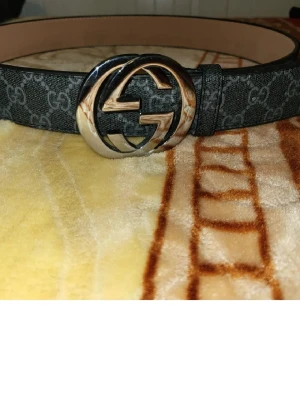 GG set bälte och plånbok - Helt ny bälte och plånbok set 