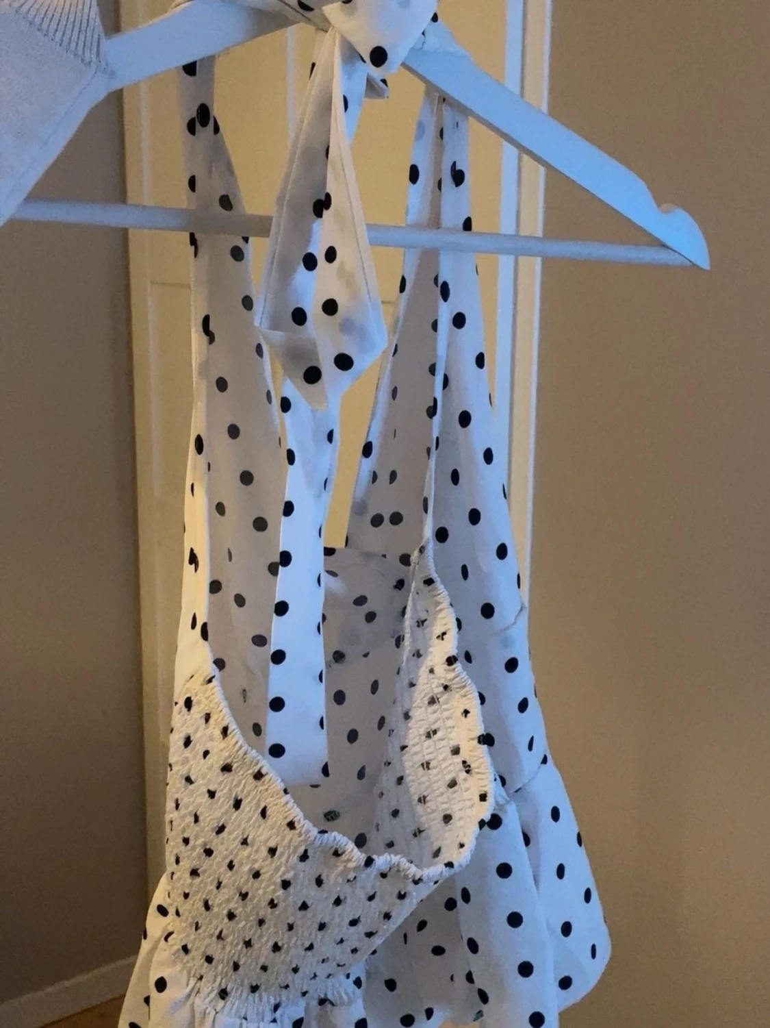 Vit prickig halterneck blus - 2