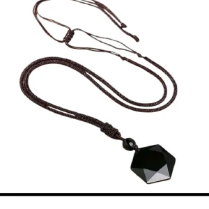 Svart halsband med geometrisk sten - .
