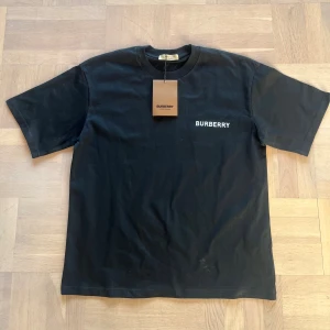 Burberry Ice Cream Print Cotton T-shirt - Lite oversized
