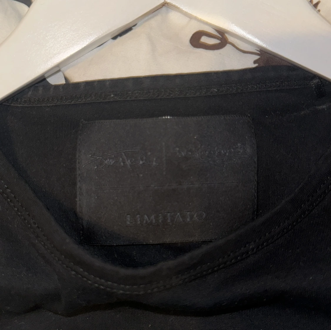 Svart t-shirt med Jimi Hendrix-tryck Limitato Storlek XS - 2