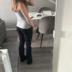 Byxor från Gina tricot  - Gina tricot 