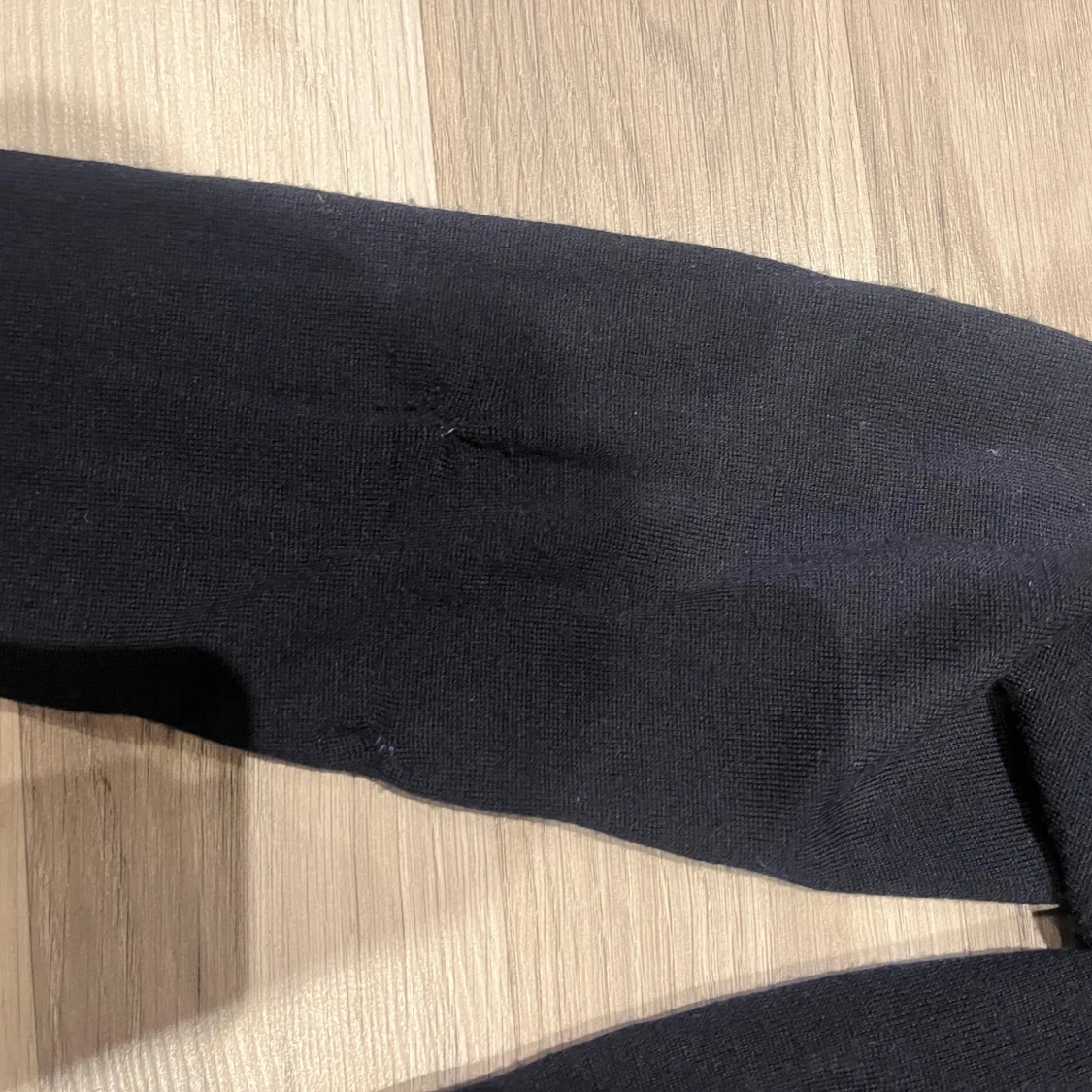 Marinblå merinoull tröja från Uniqlo - 3