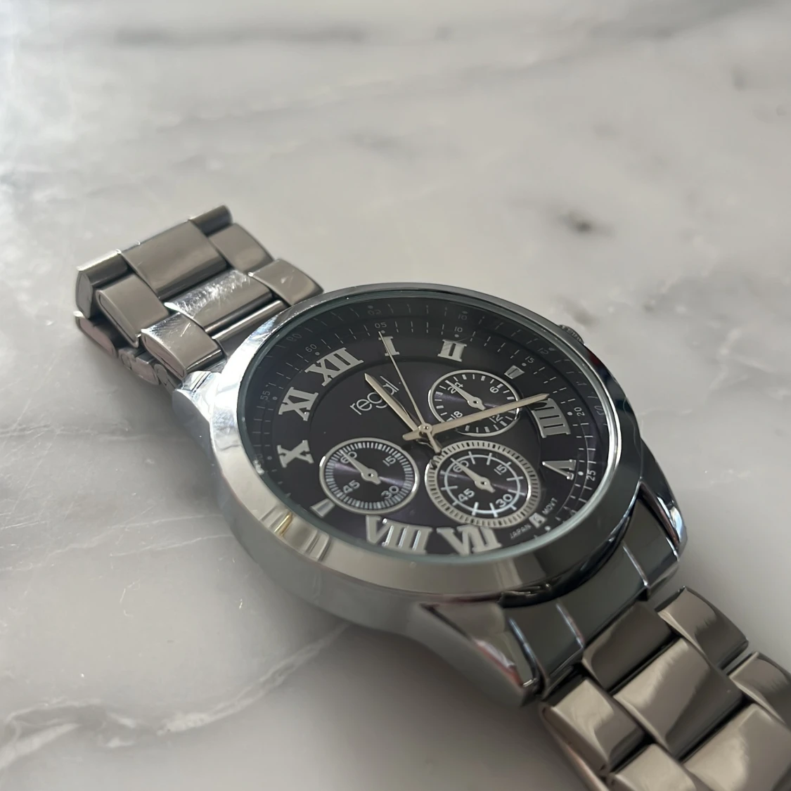 Regal silverfärgad klocka med länk - 4