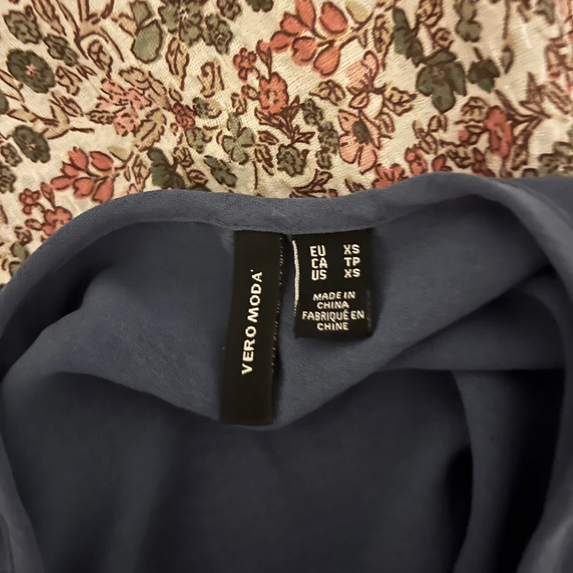 Blå blus från Vero Moda XS - 3