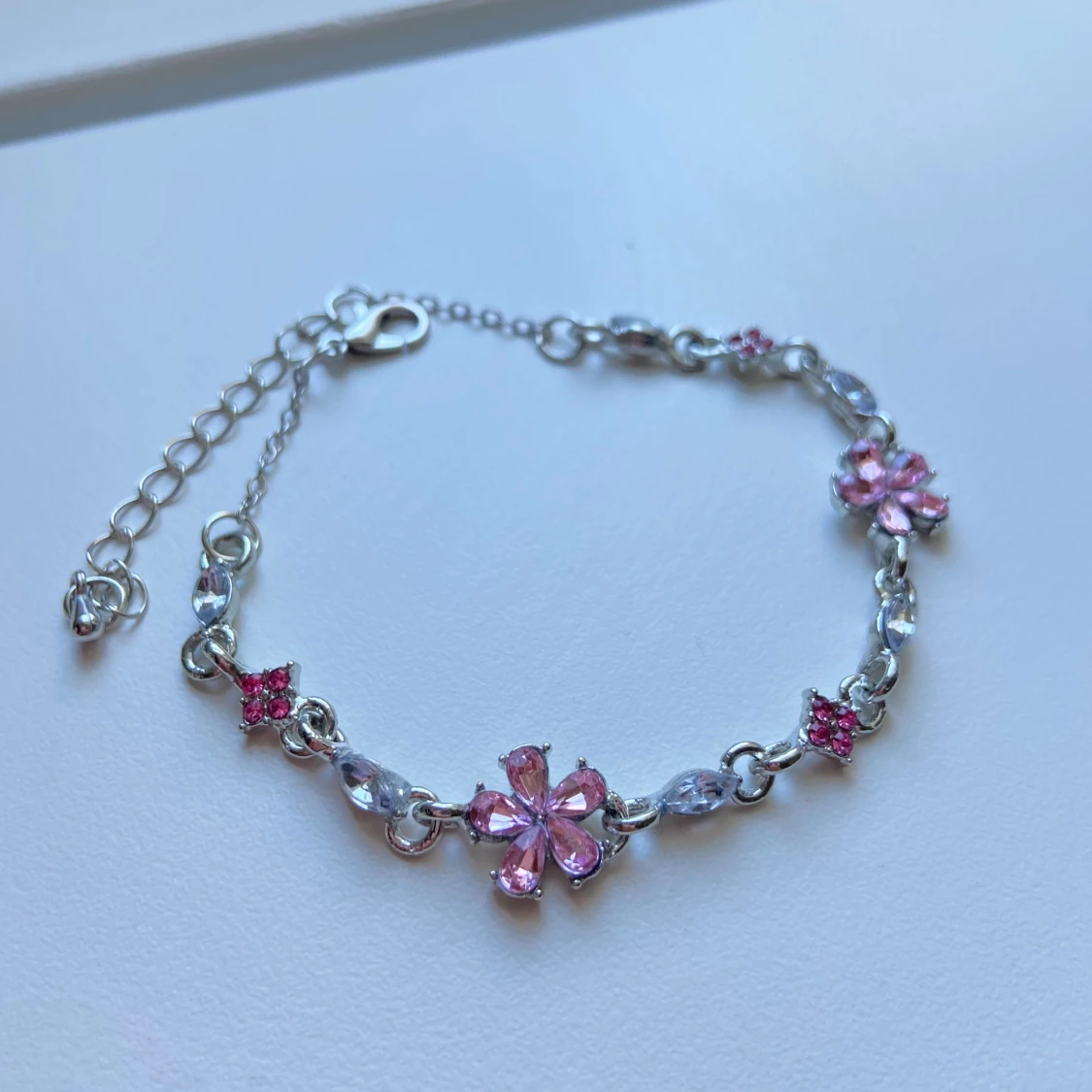 Söt armband med rosa blommor - 2