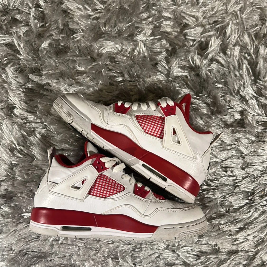 Nike Air Jordan 4 Retro Fire Red - 1