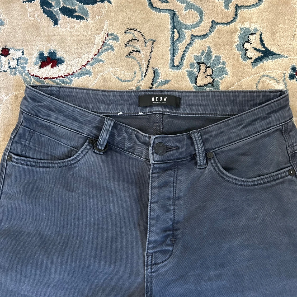 Mörkblå jeans från Neuw - 2