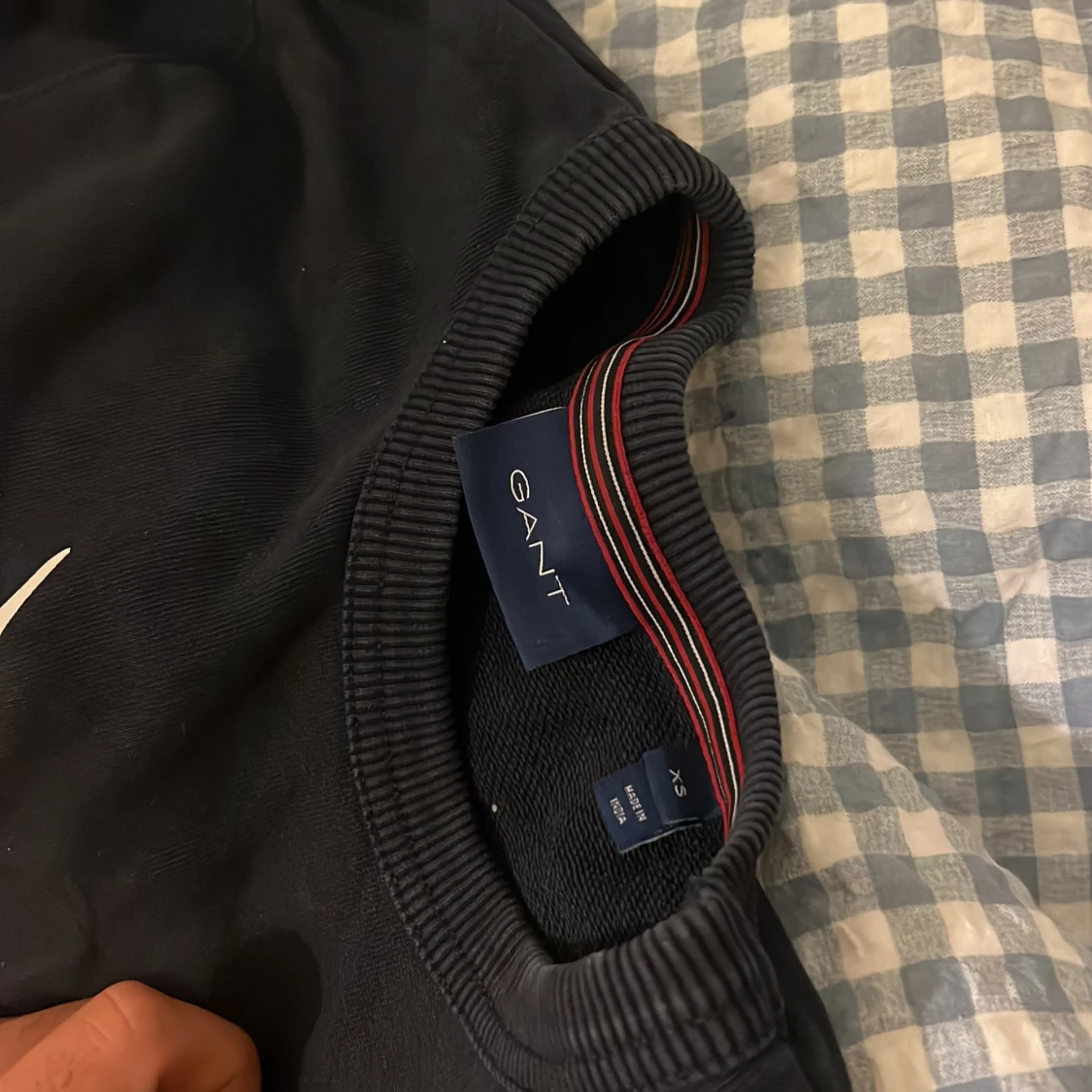 Svart sweatshirt från GANT XS - 1