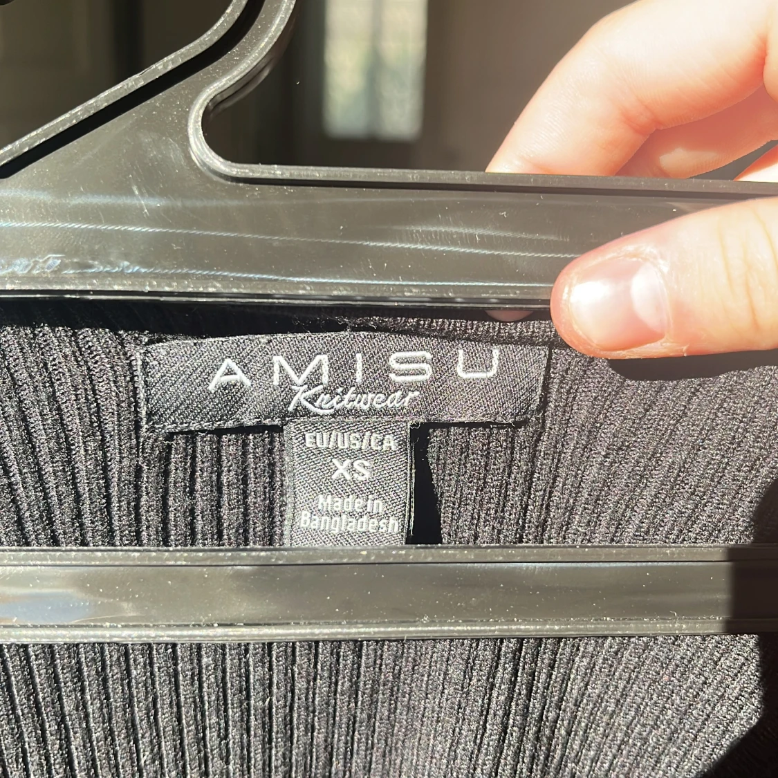 Svart ribbad stickad tröja Amisu XS - 1