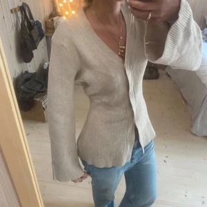 Figursydd kofta - SUPER SNYGG!! Tryck gärna på köp nu❤️❤️