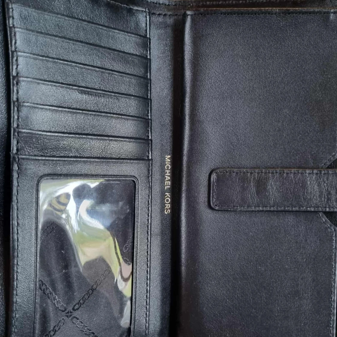 Brun plånbok från Michael Kors - 2