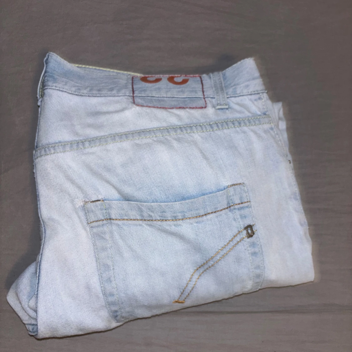 Ljusblå jeansbyxor från Dondup - 2