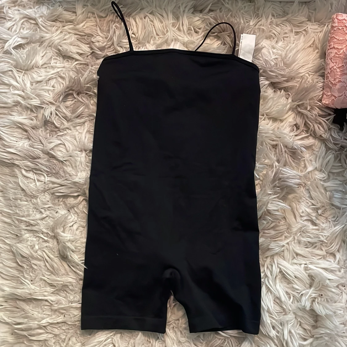 Svarta seamless dress från Bershka
