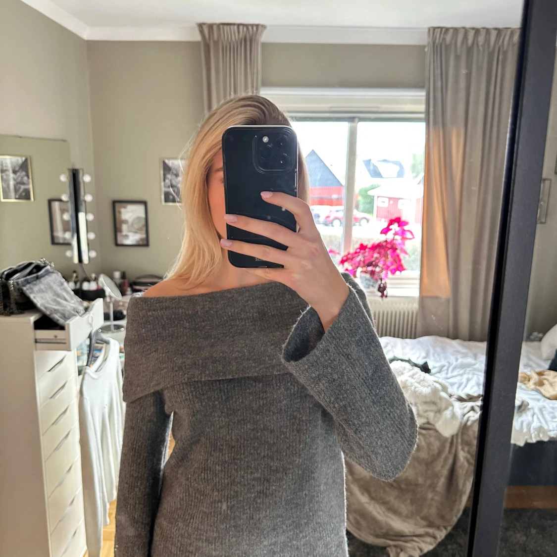 Off shoulder stickad tröja  - 2