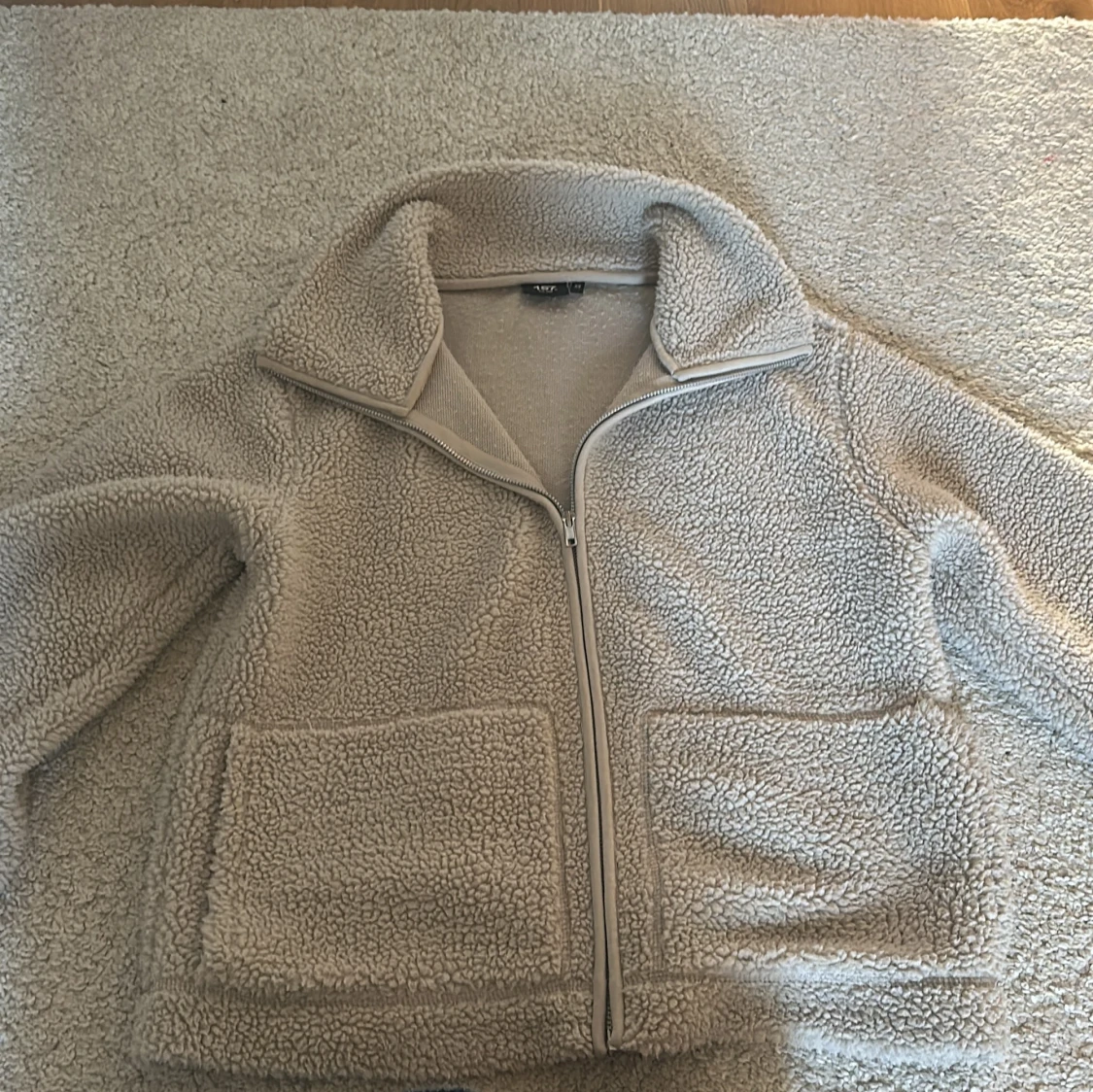 Beige teddyjacka från 157, XS
