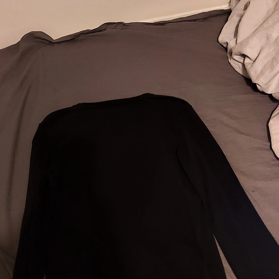 Svart v-ringad tröja Tommy Hilfiger - 3