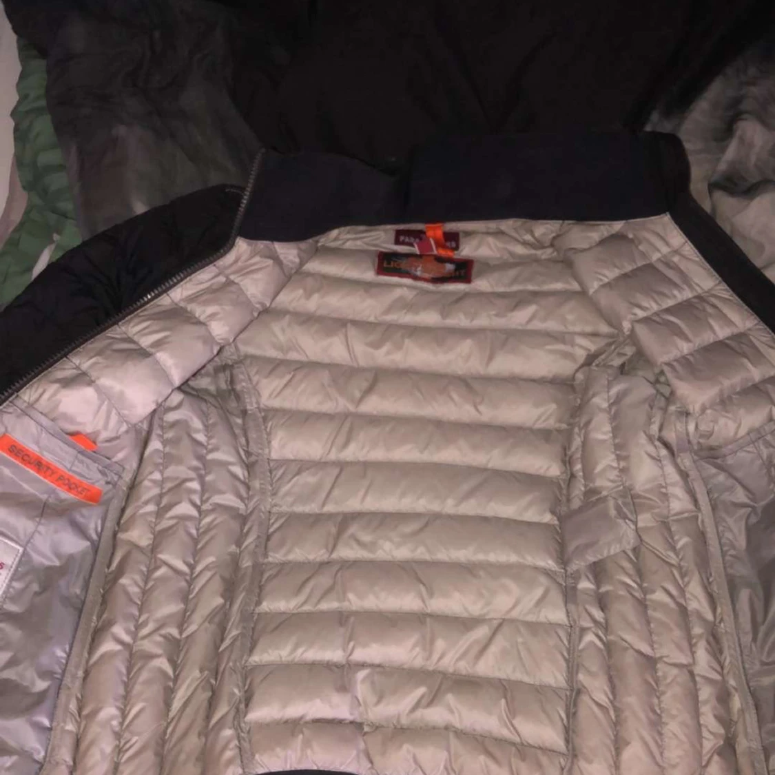 Svart dunjacka från Parajumpers - 1