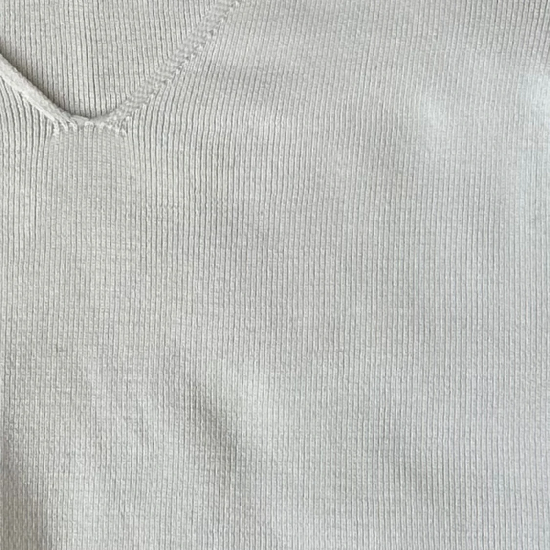 Vit ribbad croppad långärmad topp - 1