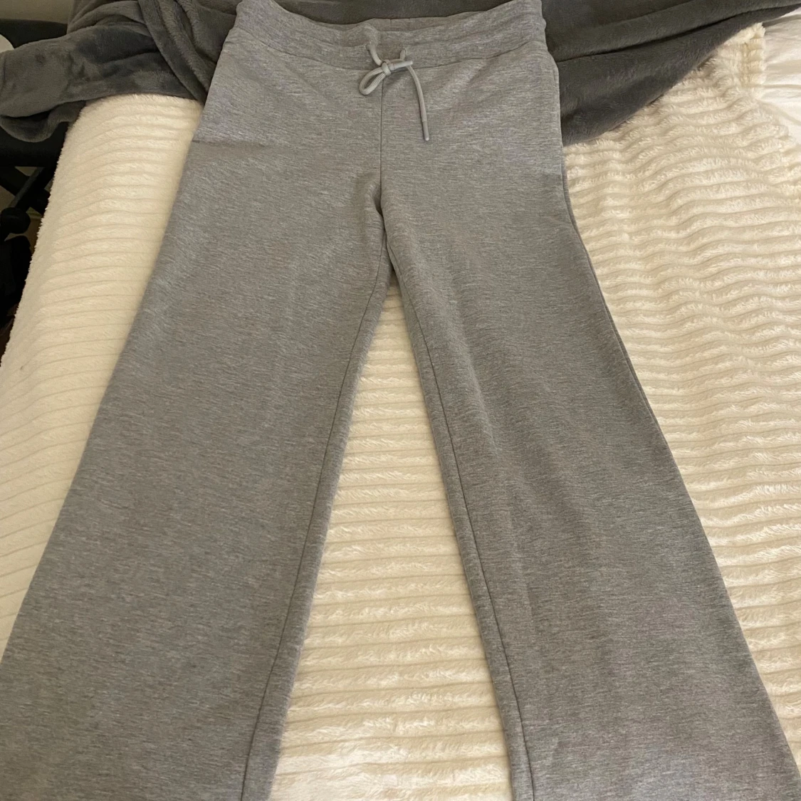 Grå mjukisbyxor - 3