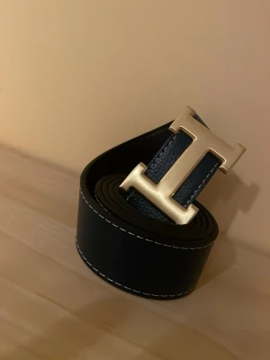 Blå bälte - Sitter lite för tajt för mig