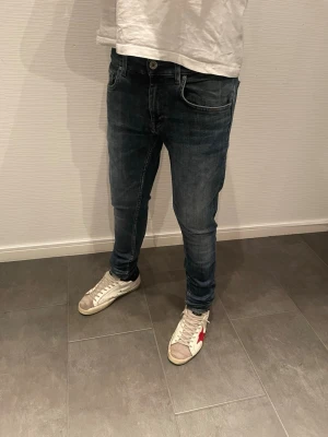 Tiger of Sweden jeans  - Tiger of Sweden jeans herr| pris:399kr| storlek:W31 L32| skick:9,8/10| hör av dig vid minsta lilla fråga eller fundering|