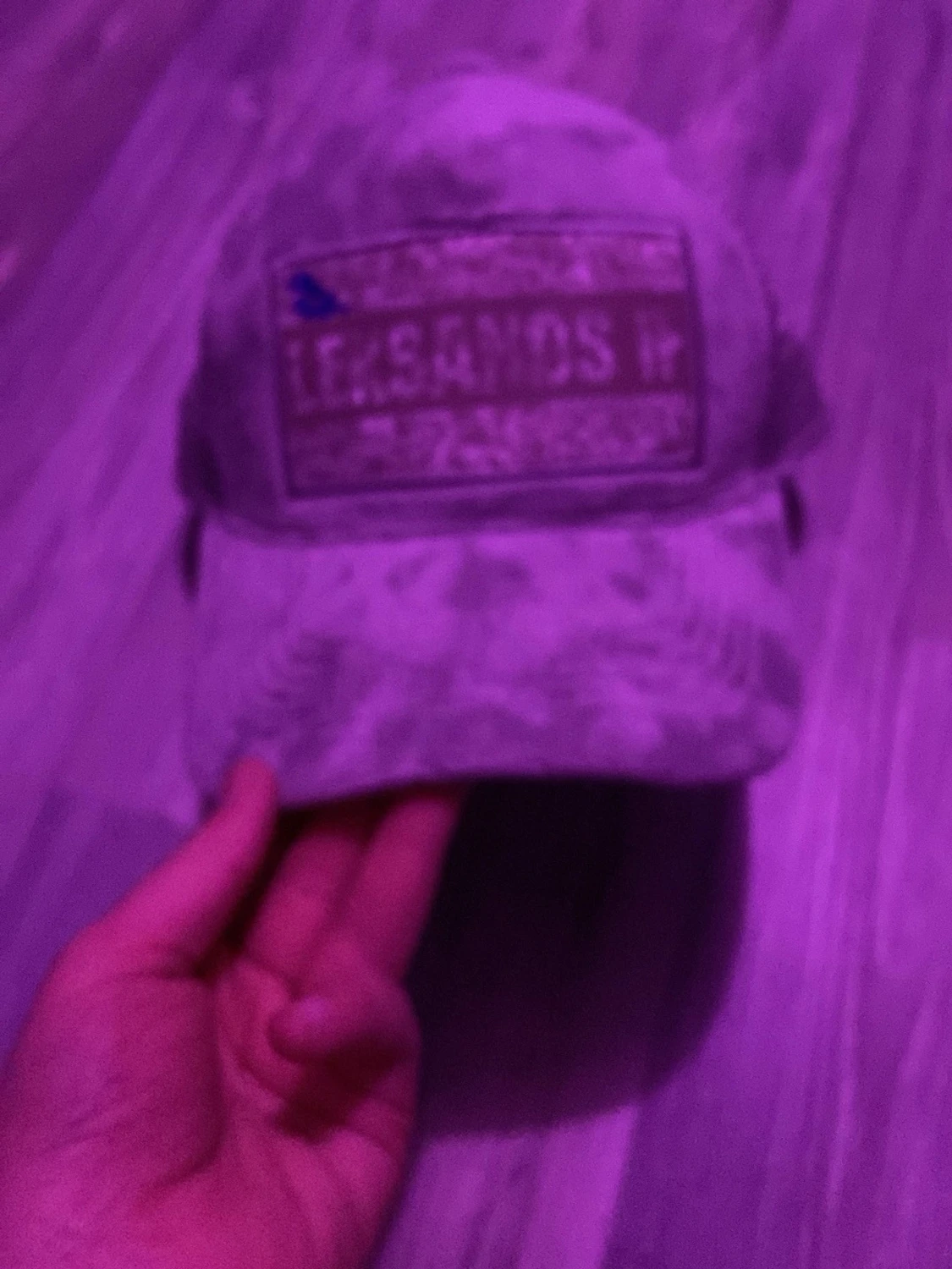 Grå TEXANOS keps med autografer - 1