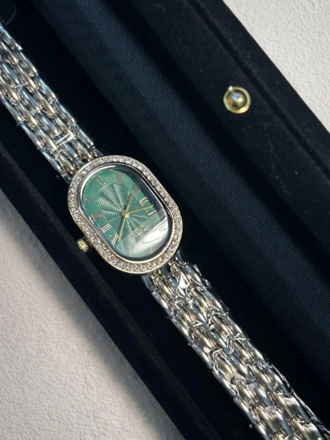 Vintage klockan  - 1