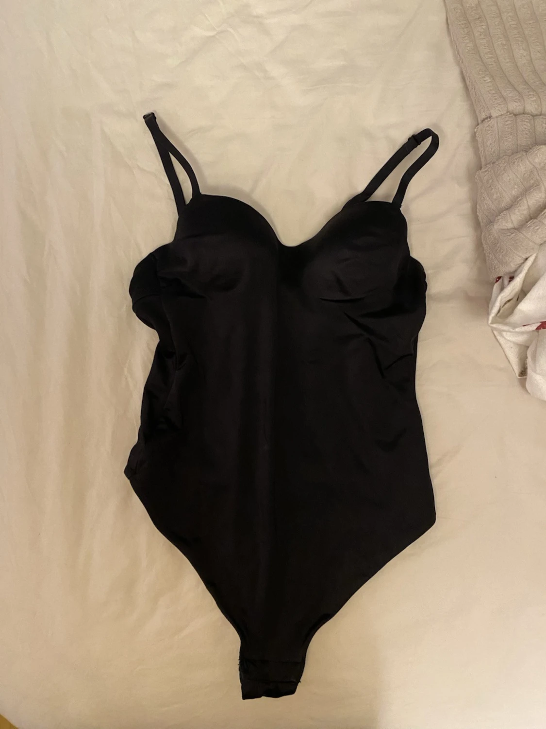 Svart body från H&M - 2