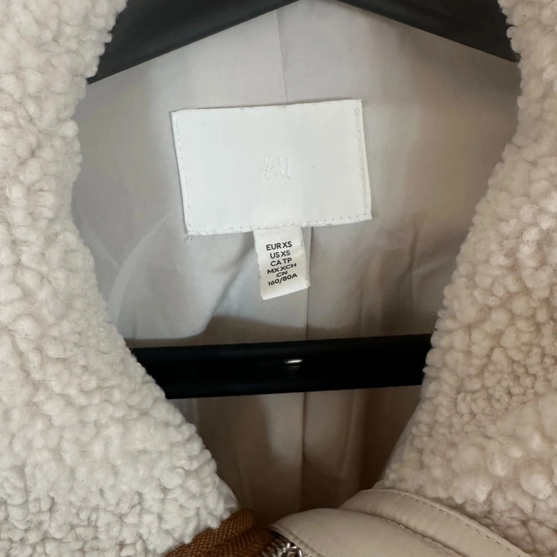 Beige teddyjacka från H&M  - 2