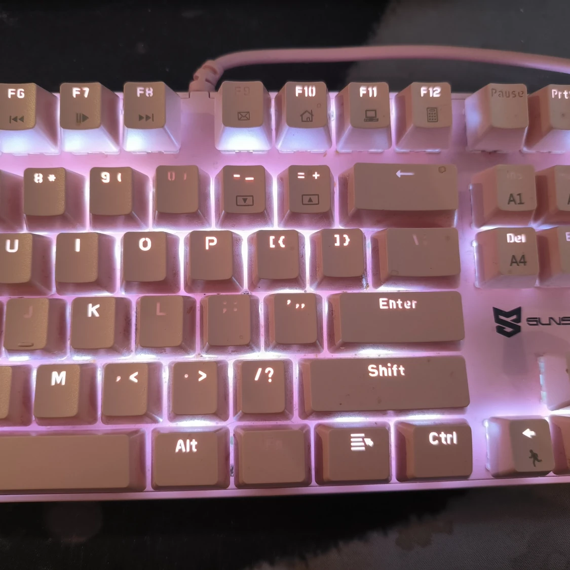 Full Mechanical Keyboard Pink - 90