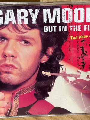 Gary Moore - Out In The Fields: Very Best Of Cd - Mycket fint skick, Repor Finns, Men funkar Perfekt, Orginal, Komplett 