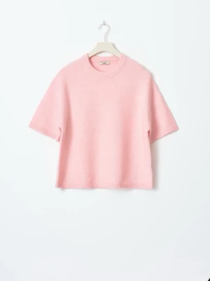 Ljusrosa stickad tshirt fråm Ginatricot🩷 - Superfin ljusrosa stickad Tshirt ifrån ginatricot!! Endast använd ett fåtal gånger 🩷