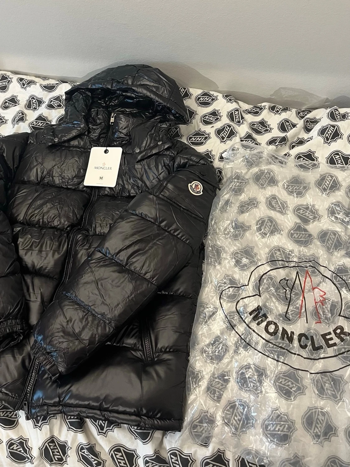 Svart moncler Maya