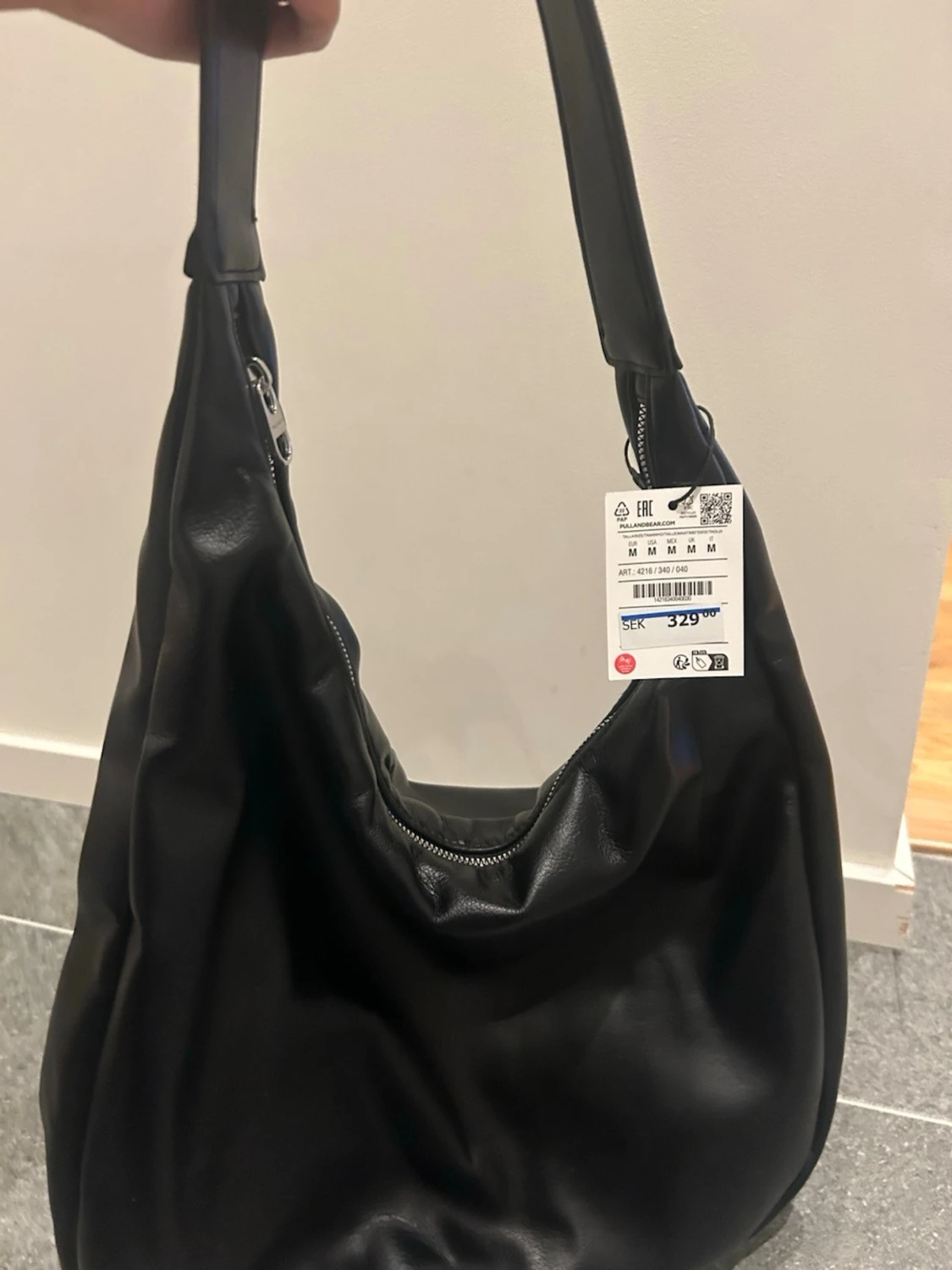 Handväska svart  - 1