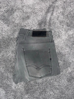 Replay Jeans - Storlek 28/30, mycket bra skick!