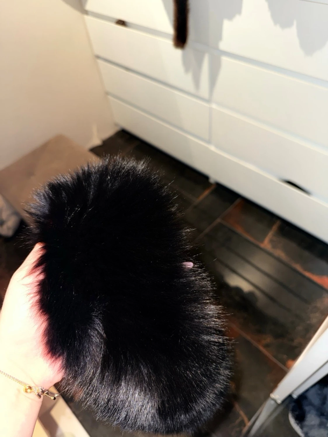 Svart glansig pufferjacka med huva - 5