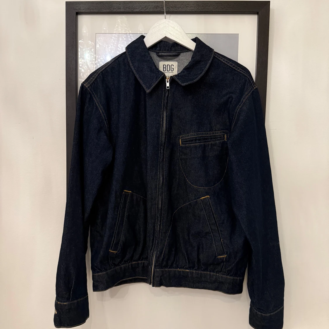 Mörkblå jeansjacka från BDG
