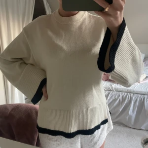 Vit stickad tröja - Super snygg tröja som inte kommer till användning, knappt använd!